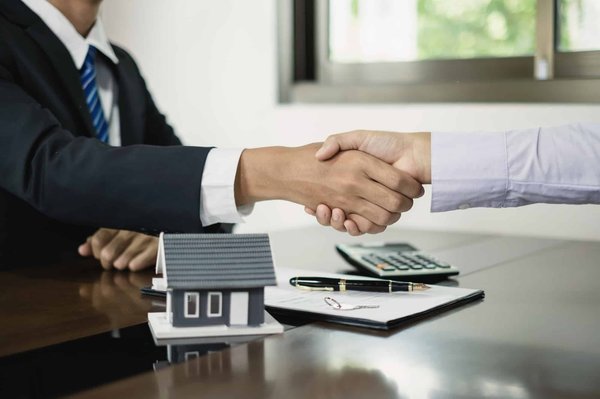 Découvrez comment un courtier immobilier à Terrebonne peut faciliter votre achat